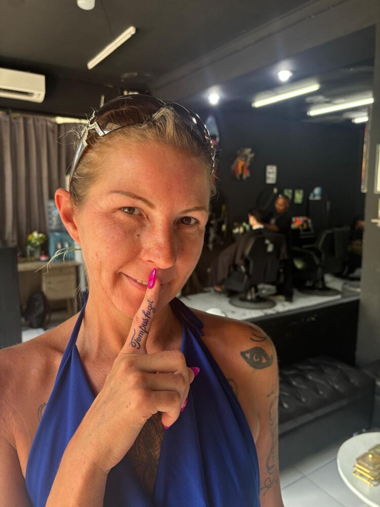 Client at Rajas Ink studio in Ubud